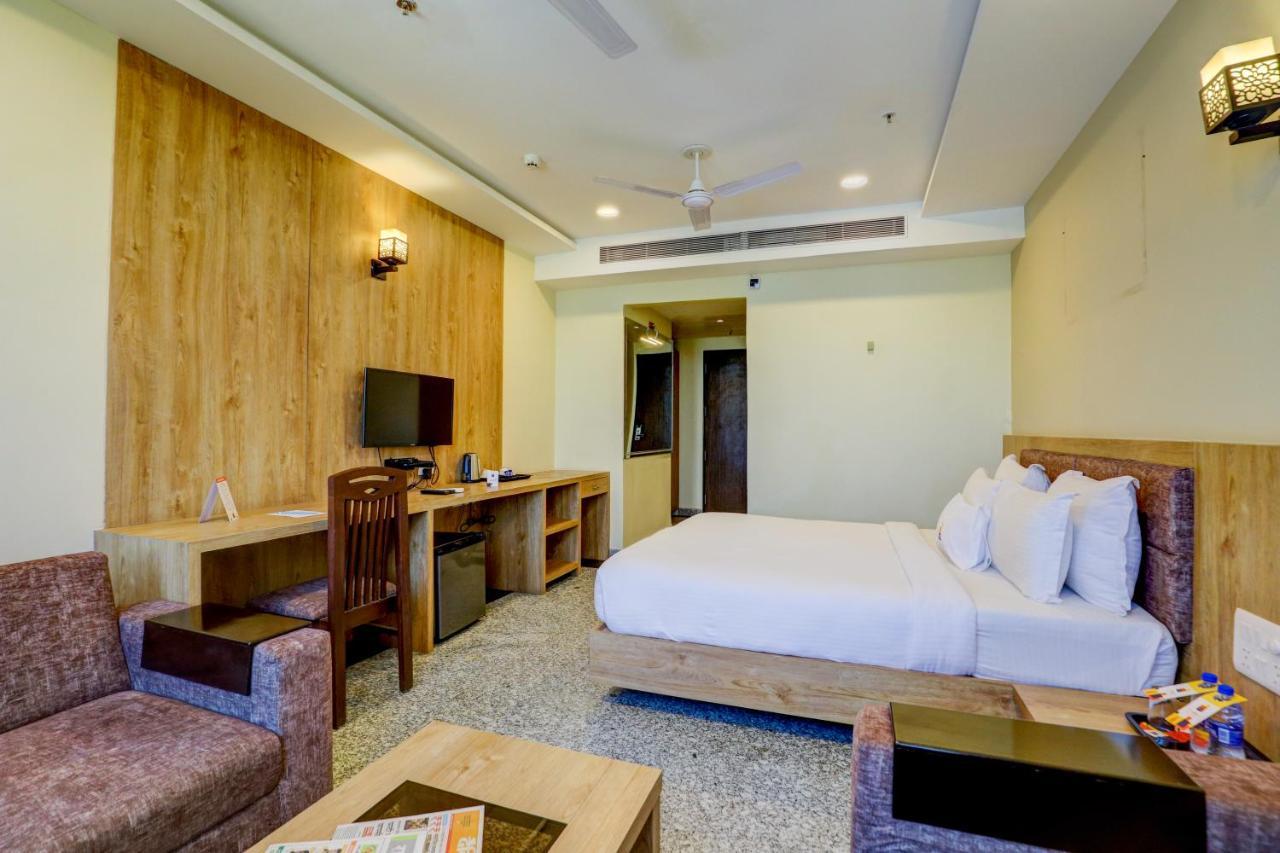 Hotel Shree Nanda Udaipur Esterno foto